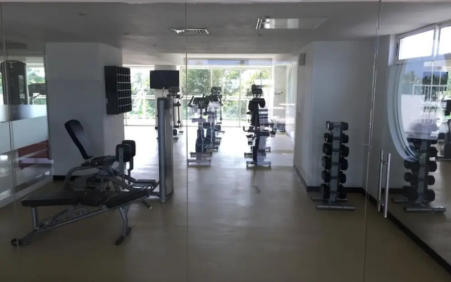 Bay View Grand Marina 1BR by Villas HK28