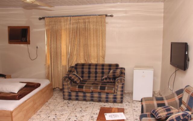 Bejay Suites & Garden Ltd