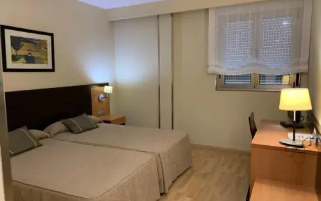 Hotel Castillo El Burgo