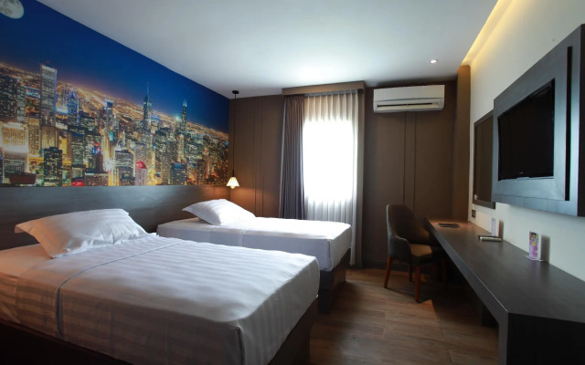 Horison Plaza Tegal