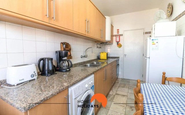 #031 Beautiful & Quiet Beach Flat Near OldTown