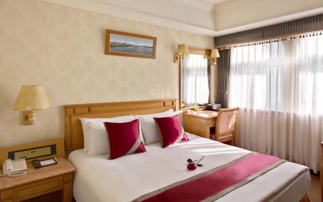 Cosmos Hotel Taipei