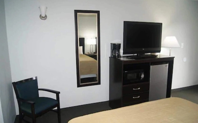 Ocean Plaza Motel