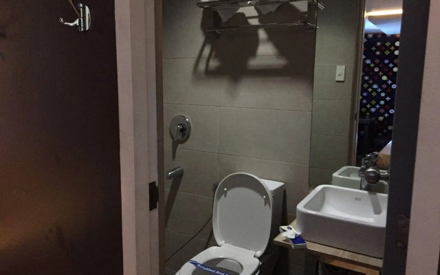 Icon Hotel Macapagal