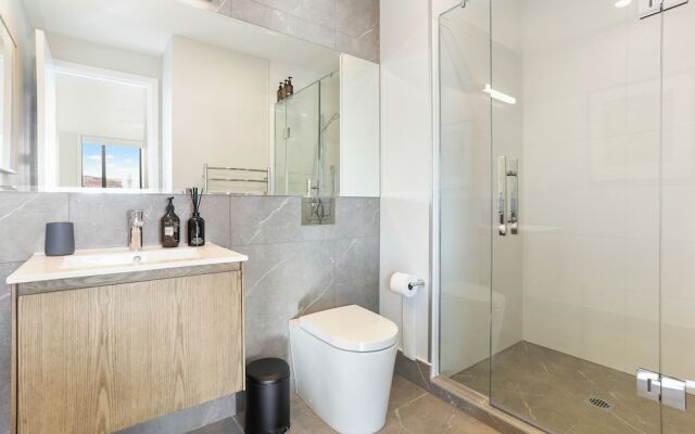 Superb City Fringe Penthouse