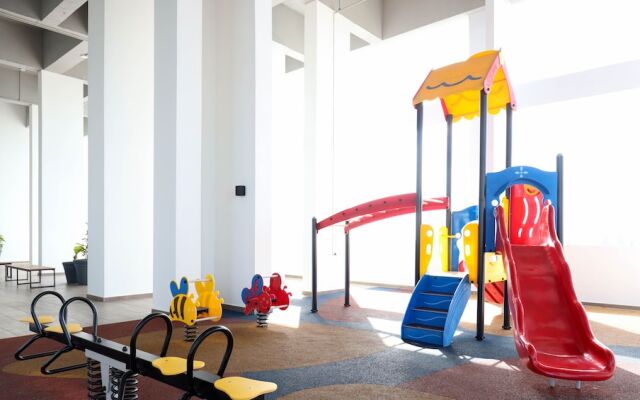 The Quartz Residence By I Housing