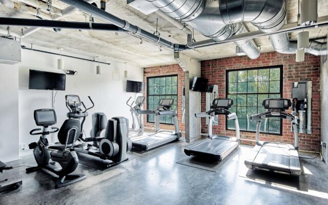 The Loom Hotel, Tapestry Collection by Hilton