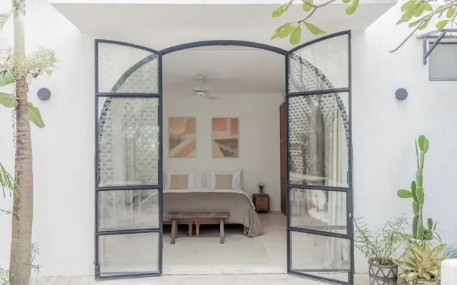 Bi Design House