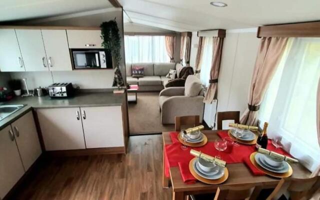 5 Geranium, Holiday Home in Oakdene Forest Park