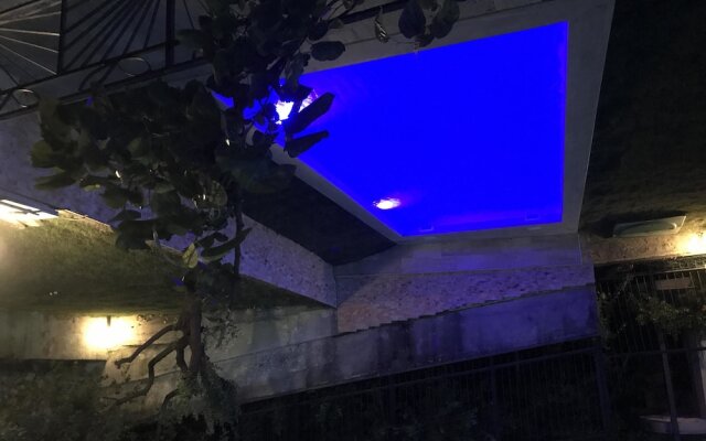 Yaprak Dag Evi