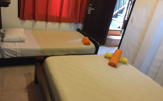 La Facha Hostel Restaurant Surf