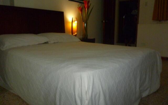 Tom Suites Hotel