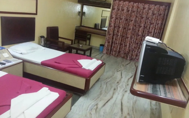 Hotel Royal Grand, Nampally, Hyderabad