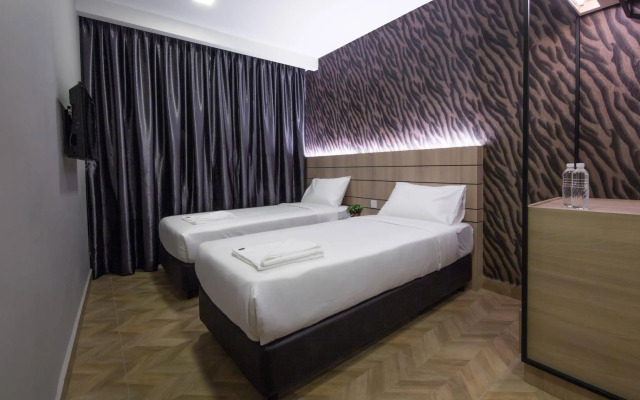 Worldview Grand Hotel