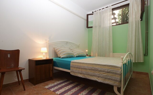 Apartment 1571