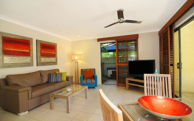 Meridian Port Douglas - Adults only