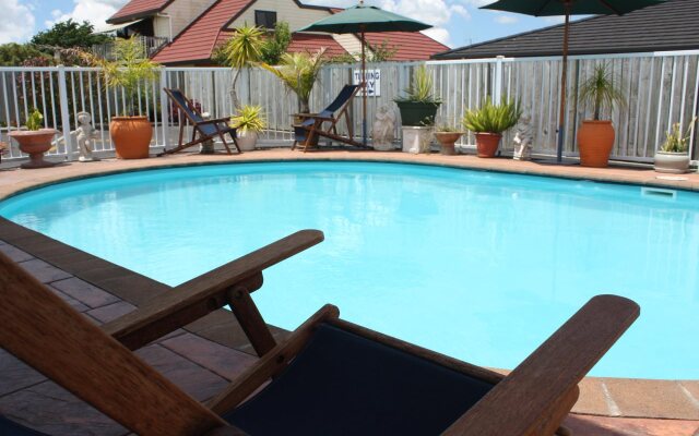 Avenue Heights Motel