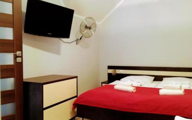 Apartament 325