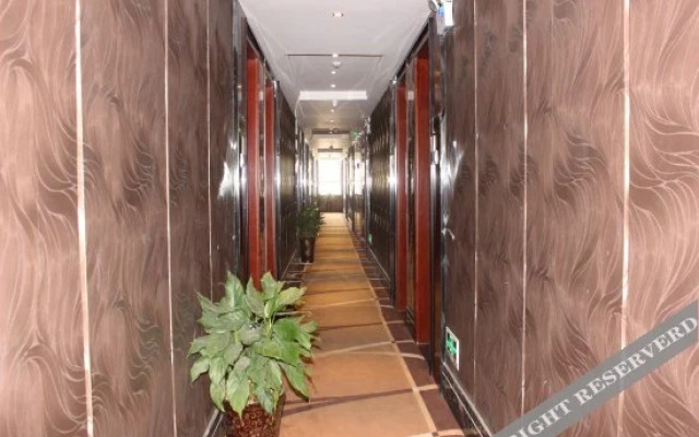 Xinyuan Business Hotel