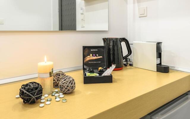 White Canvas Boutique Studios