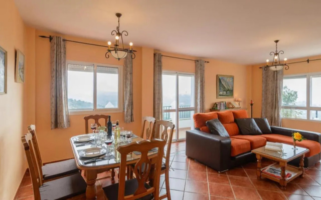 Cortijo Albaricoque Frigiliana by Ruralidays