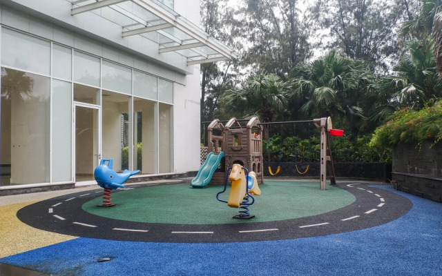 Spacious And Exquisite Studio Plus Apartment At Grand Sungkono Lagoon