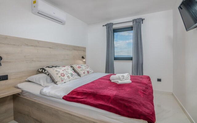 Beautiful Apartment in Punat With Wifi and 2 Bedrooms