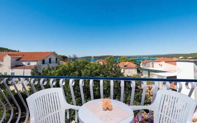 Ljube - Quiet Location & Close to the Beach - A1