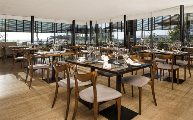 Atton Vina del Mar San Martin by Pullman