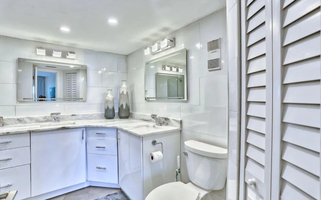 Land's End 1-206 Bay Front-premier