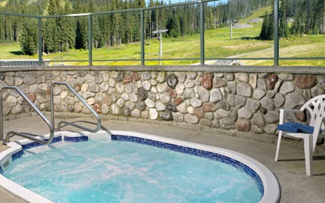 Coast Sundance Lodge