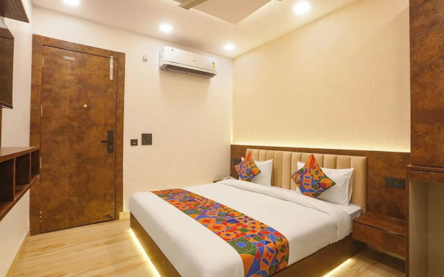 Fabhotel Sugar Inn