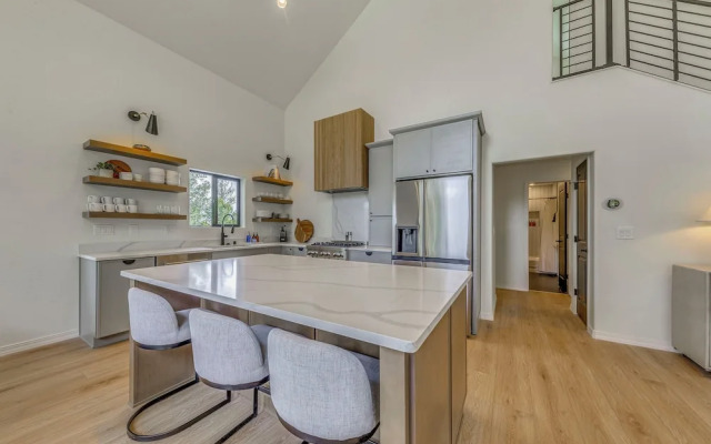 Sierra Blanca Views: New-build Cabin in Ruidoso