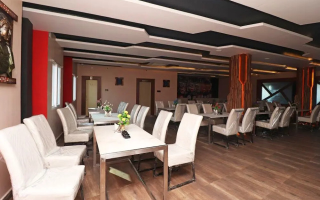 Nirmalya Plaza By OYO Rooms