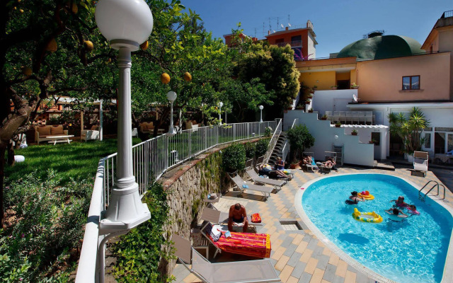 Hotel Capri