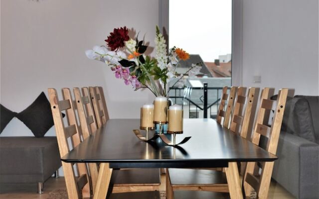 Unique Apartment 11