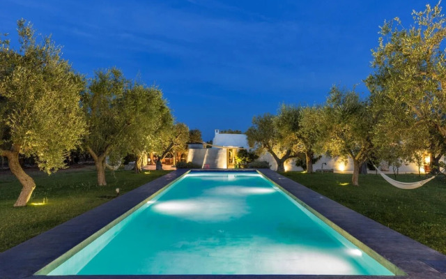 Trullo Cristallo con Piscina by Wonderful Italy
