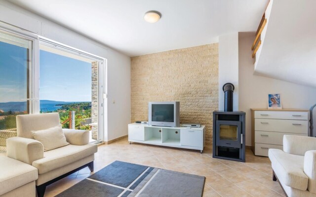 Amazing Home in Banjol With Wifi and 3 Bedrooms