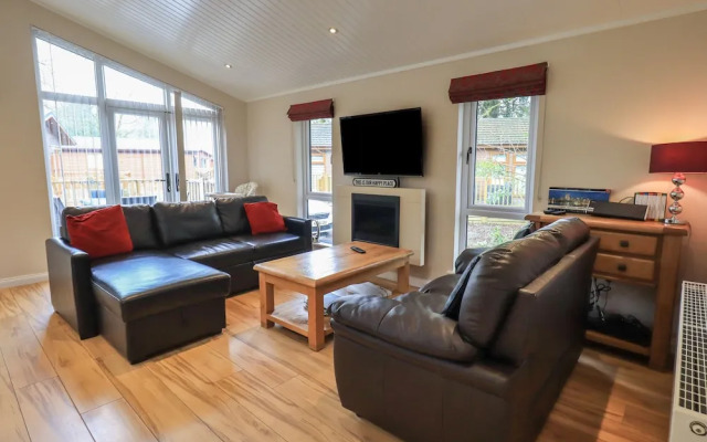 Oakwood Lodge