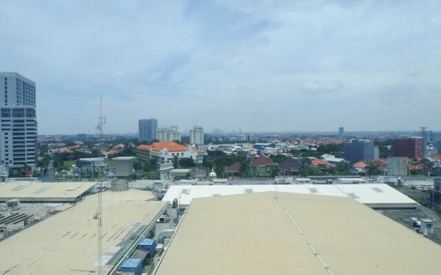 Dreamy And Chic Studio Apartment At Benson Supermall Mansion