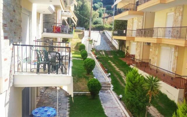 Roses RT apartments Skioni IV