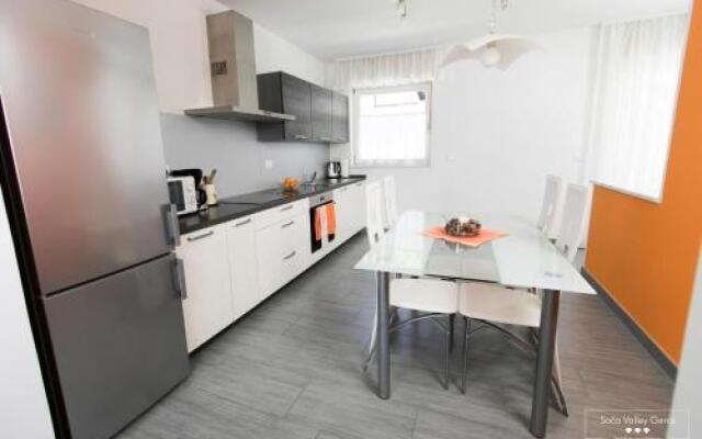 Emerald Soca Apartment
