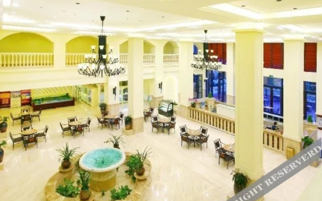 Triton Bay Saltwater Hot Spring Resort
