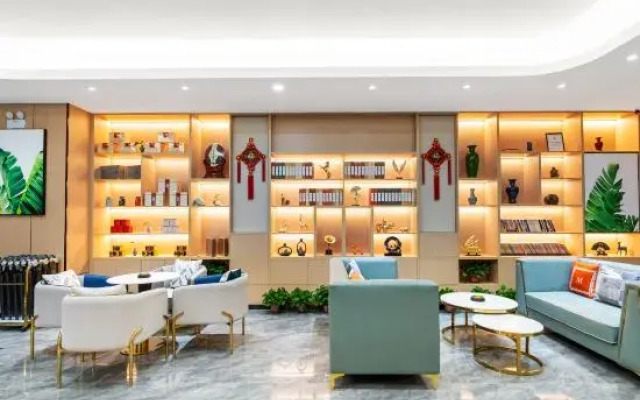 U Plus Hotel  (Xinxiang muye district East High-speed Railway Station)