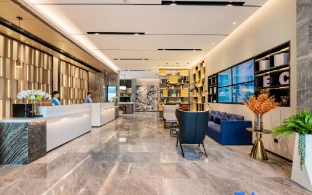 Echarm Hotel (Yichang Huoche Dongzhan)