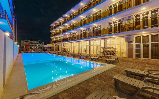 Viva VictoriaFamilyHotel