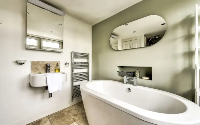 Maryfield Apartment