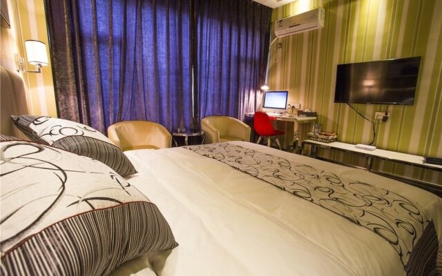 Fucheng 8 Hotel