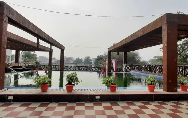 Sparsh Hotel & Resort