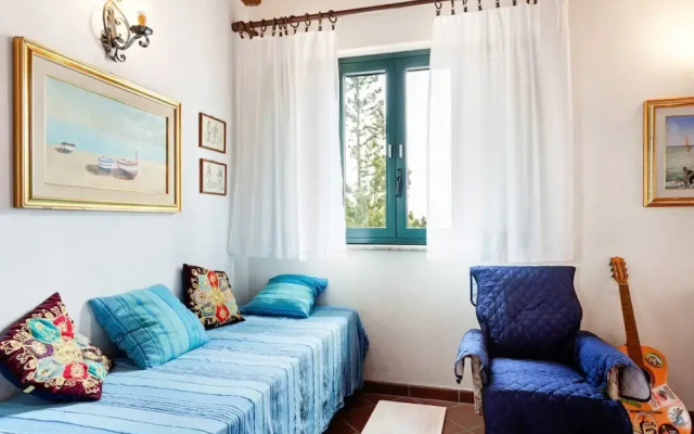 MAZZARò APARTMENT WITH TERRACE AND SEAVIEW